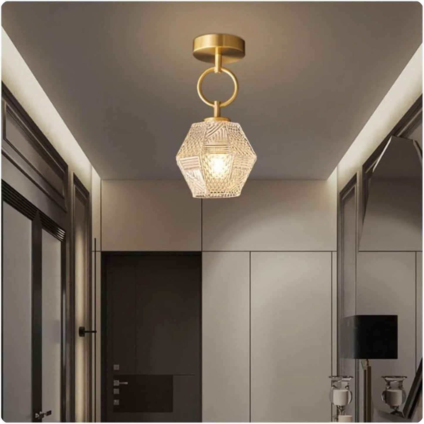 Plafonnier en Verre Nordique avec Finition Dorée et Éclairage LED Doux - PlafonnierDeco