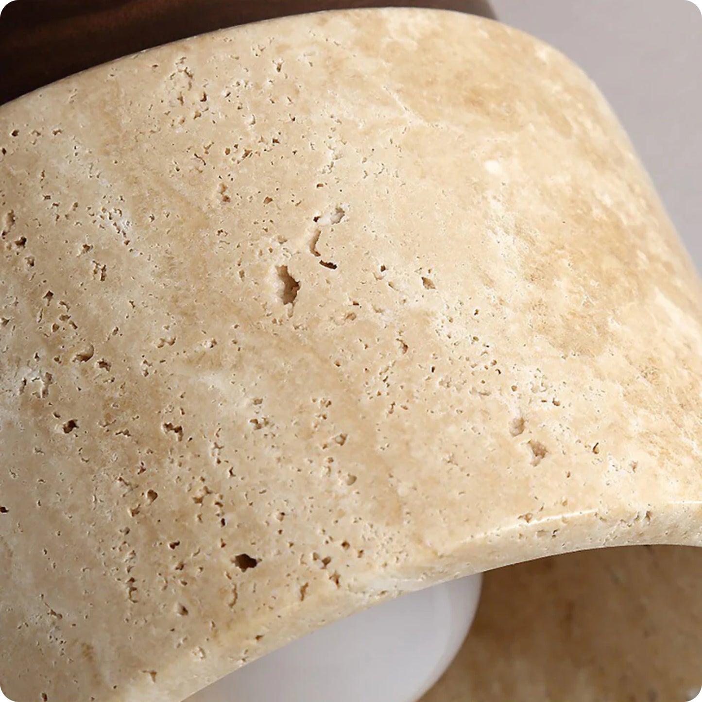 Plafonnier rond bois et plâtre avec éclairage LED doux et moderne - PlafonnierDeco