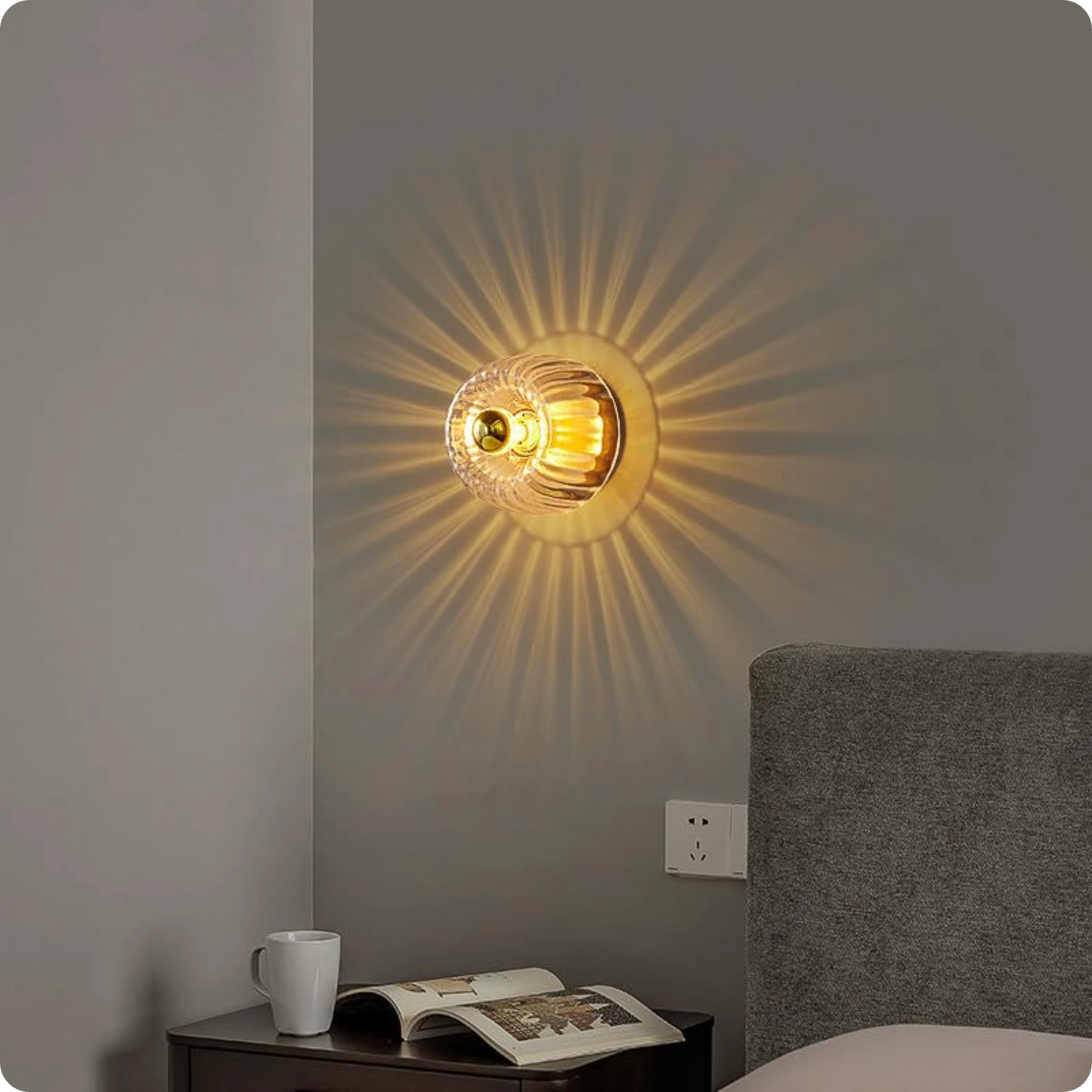 Plafonnier en verre Bauhaus avec effet de lumière or ou argent