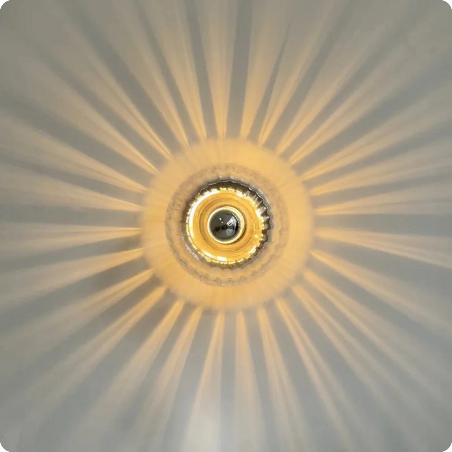 Plafonnier en verre Bauhaus avec effet de lumière or ou argent