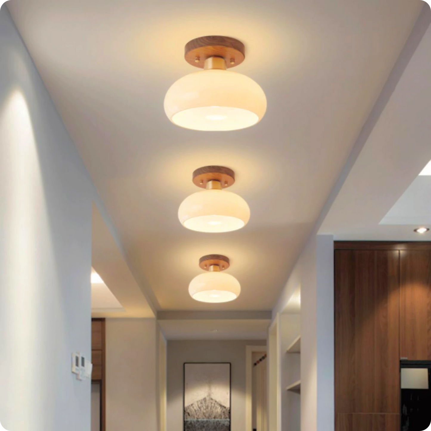 Plafonnier design laiton et verre dépoli – Lumière douce et chic - PlafonnierDeco