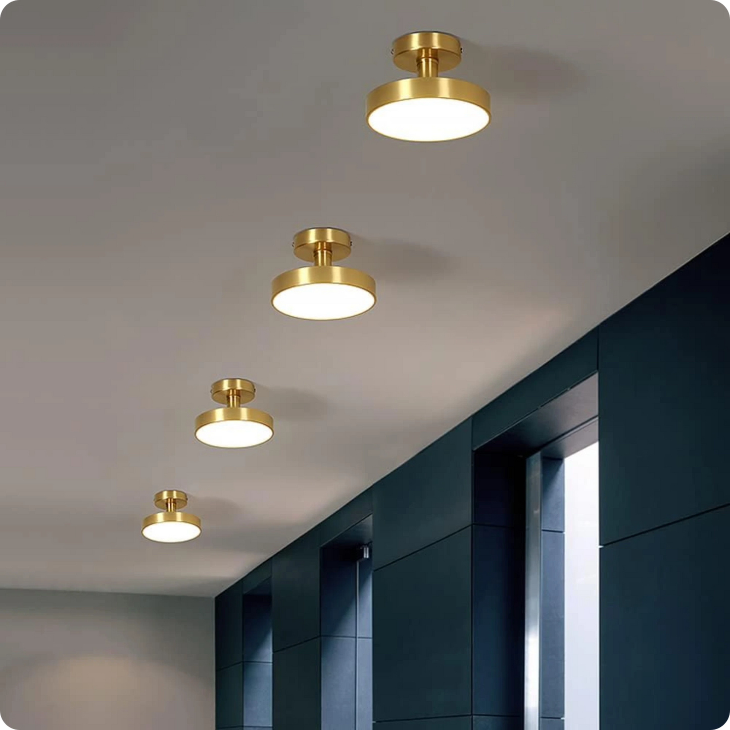 Plafonnier moderne cuivre brossé LED – Lumière chaleureuse et orientable - PlafonnierDeco