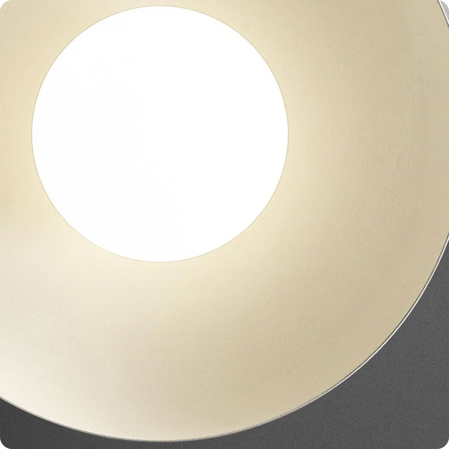 Plafonnier moderne en fer et verre avec style raffiné pour intérieur chic - PlafonnierDeco