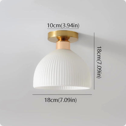 Plafonnier en verre blanc et finition lisse pour éclairage chaleureux - PlafonnierDeco