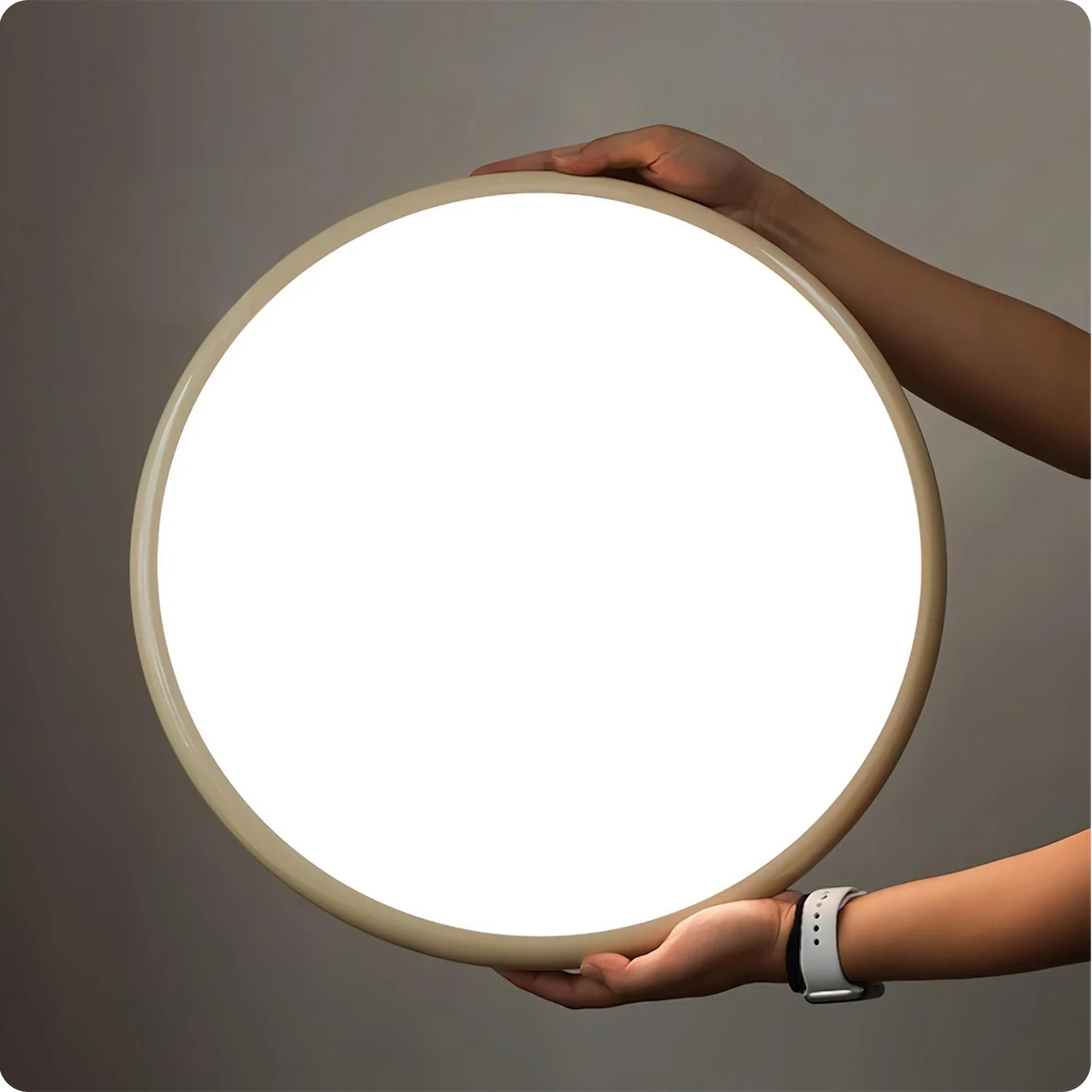 Plafonnier LED rond en métal avec design moderne et décoratif - PlafonnierDeco