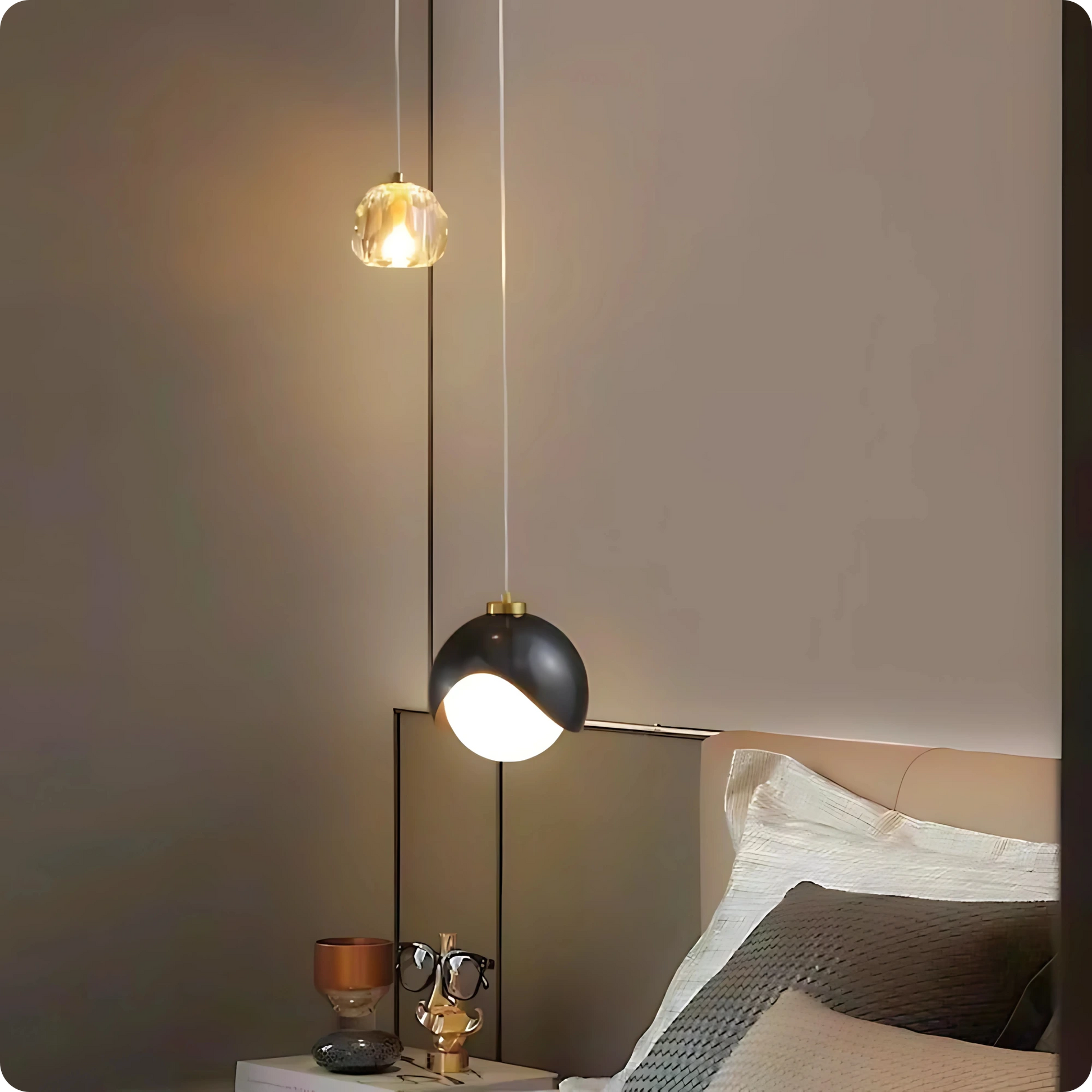 Plafonnier Suspendu Cristal et Métal Doré - Style Nordique avec Ampoules LED - PlafonnierDeco