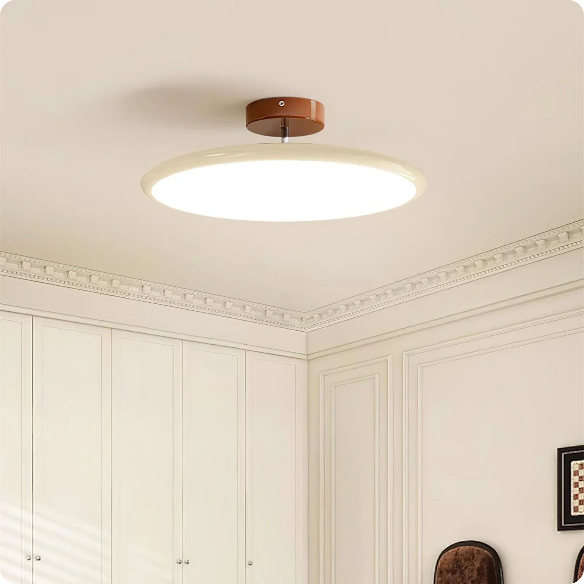 Plafonnier LED rond en métal avec design moderne et décoratif - PlafonnierDeco