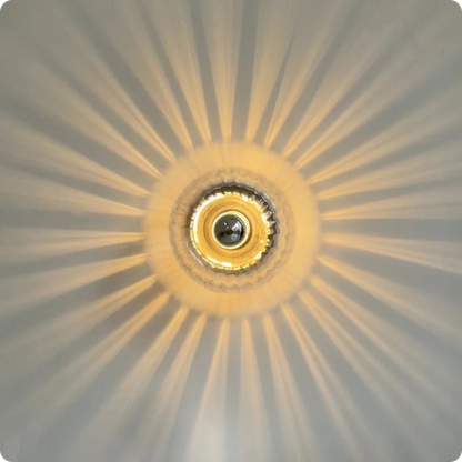 Plafonnier en verre Bauhaus avec effet de lumière or ou argent