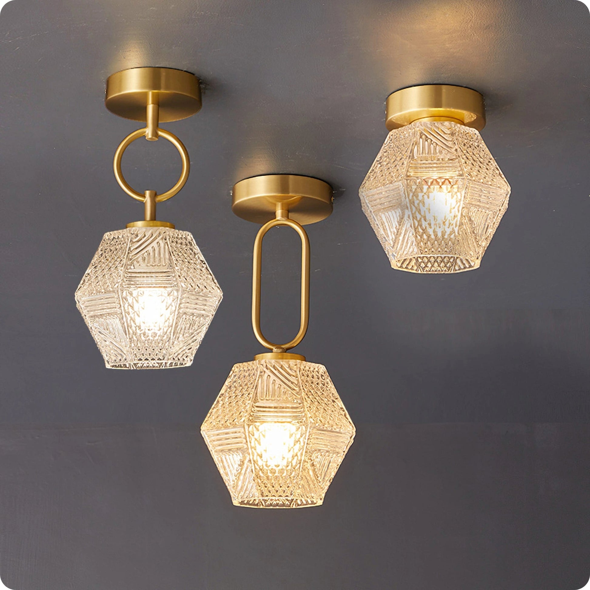 Plafonnier en Verre Nordique avec Finition Dorée et Éclairage LED Doux - PlafonnierDeco
