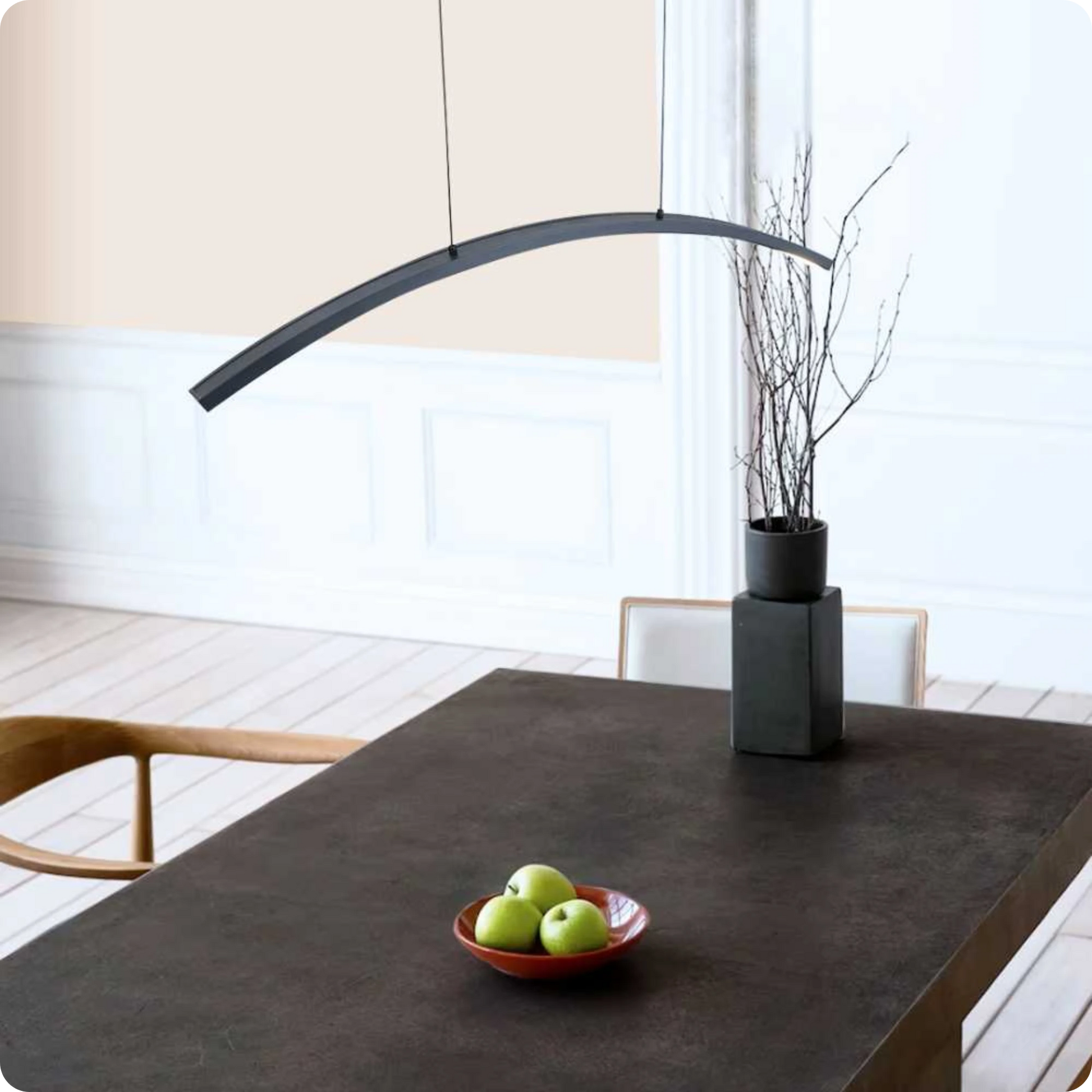 Plafonnier Moderne Arc Courbé en Fer Forgé LED - PlafonnierDeco