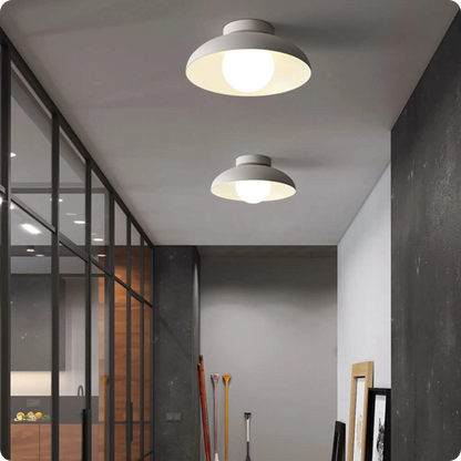 Plafonnier moderne en fer et verre avec style raffiné pour intérieur chic - PlafonnierDeco